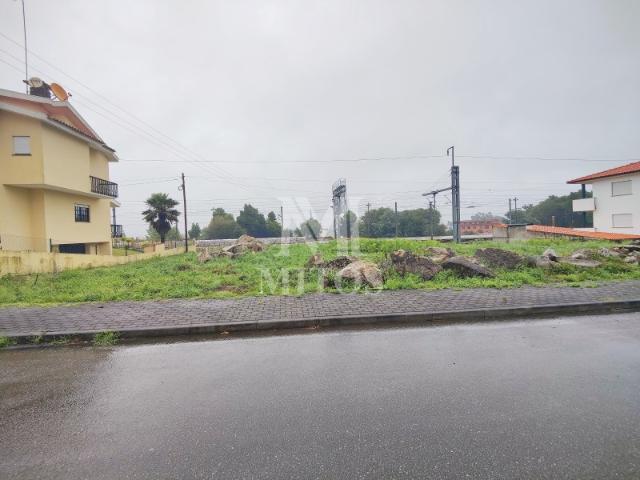 Lotes de terreno para construção à venda em Darque Viana do Castelo