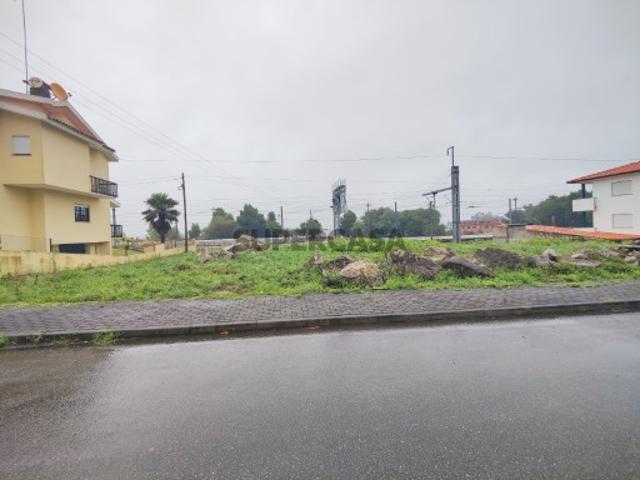 Lotes de terreno para construção à venda em Darque Viana do Castelo