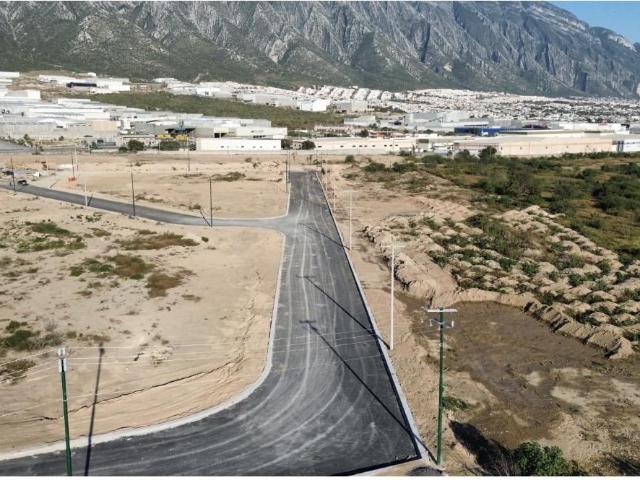 Lotes Industriales, dentro de Parque Industrial NUEVO!