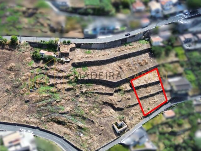 LOTES PARA CONSTRUÇÃO EM RIBEIRA BRAVA