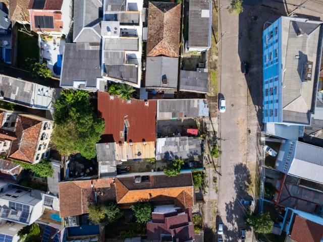 Lote/Terreno para venda tem 920 metros quadrados em Santo Antônio Porto Alegre Rio Grande do Sul