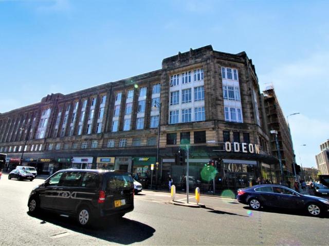 Lothian Road, Edinburgh, EH3 2 bed duplex to rent £1,800 pcm £415 pw