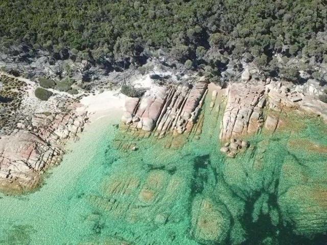 Lots 6, 7 & 8 Ngarra Limestone Bay Conservation Estate Flinders Island, Tasmania