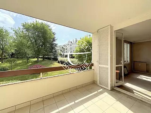 Louveciennes 78430 Achat / Vente appartement 5 pièces t5 parking