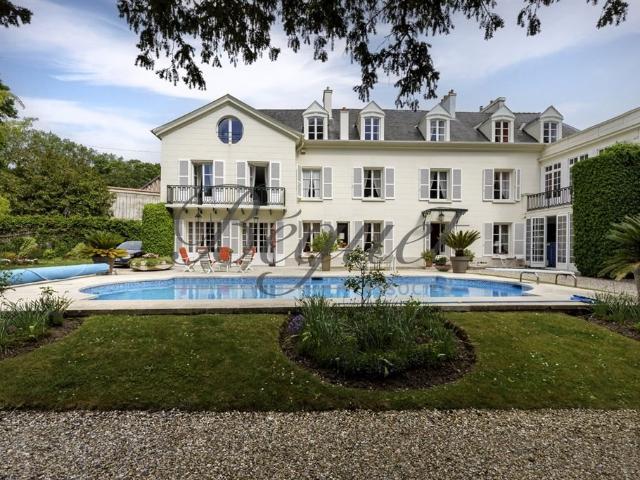 Louveciennes 78430 Maison 600 M² Terrain 4000 M² M. 593m² Louveciennes