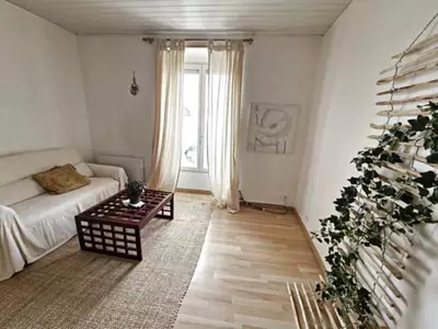 Louvres 95380 Achat / Vente appartement 2 pièces t2 au dernier étage