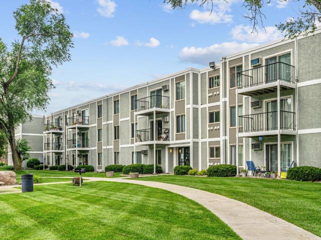 Lou Park 1 Bedroom Apartment for Rent at 1351 Hampshire Ave S, St. Louis Park, MN 55426 Eliot