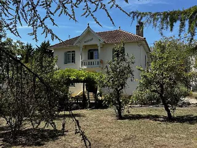 Loubès Bernac 47120 Achat / Vente maison 7 pièces t7 piscine terrasse