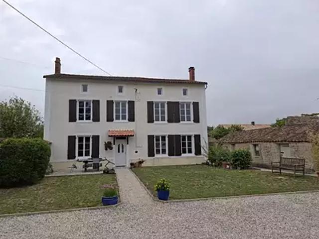 Loubillé 79110 Achat / Vente maison
