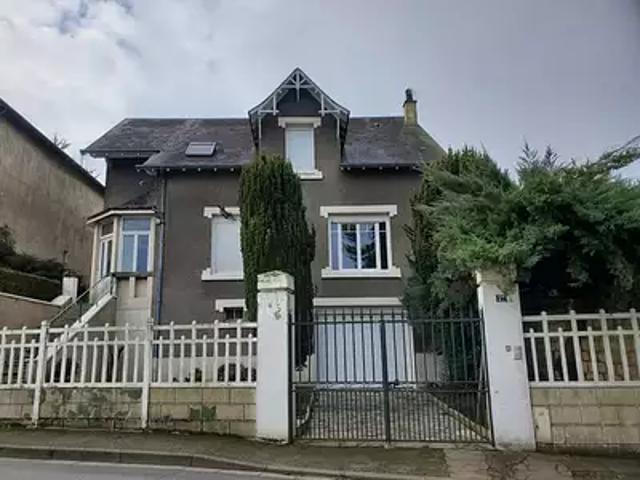 Loudun 86200 Location maison 7 pièces t7