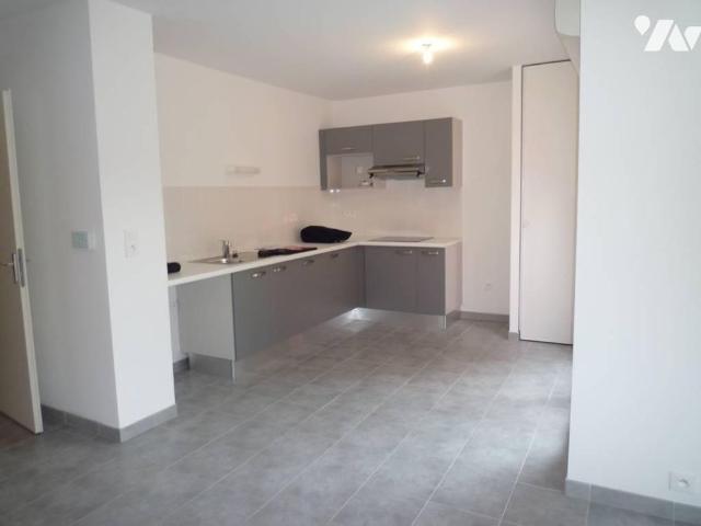Loue Maison à Rezé Genétais T5 duplex 4 chambres LOI PINEL