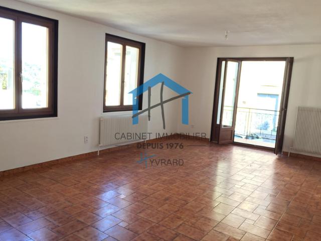 Loue maison de Ville de 95m2 avec garage et balcons