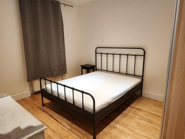 loue appartement meublé et équipé de 65m²