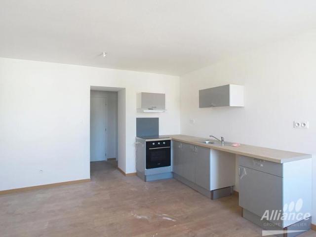 LOUE F3 1ER ETAGE