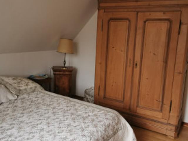 loue logement dans maison au calme