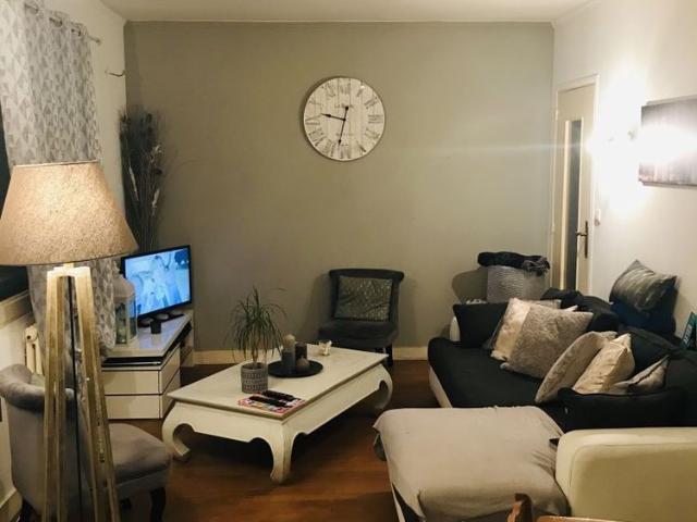 Loue Pavillon T3 sur 1 600 m² de terrain à LIGNIERES