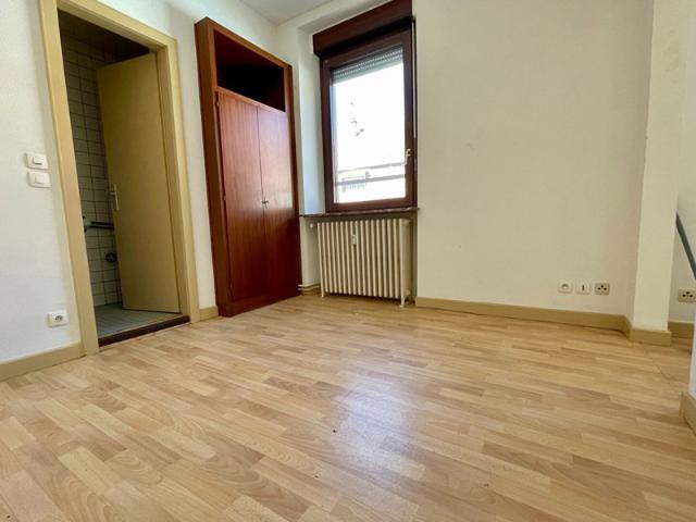 Loue studio de 24m2 au centre ville de SARRE UNION à proximi