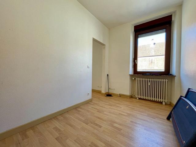 Loue studio de 24m2 au centre ville de SARRE UNION à proximi