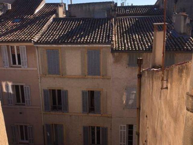 Loue 2 pièces au centre historique à Aix En Provence 13100
