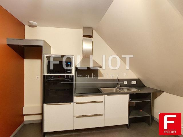 LOUER A 10 min de VIRE, SOMPTUEUX T3 de 73 m�
