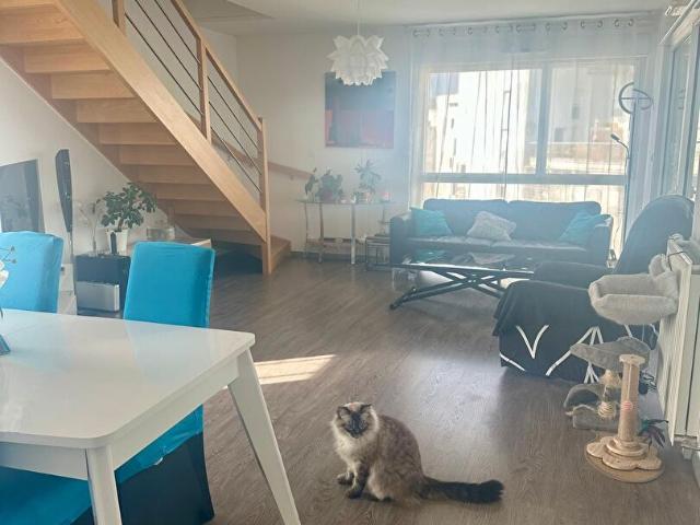 Louer Appartement 4 pièces 98 m²
