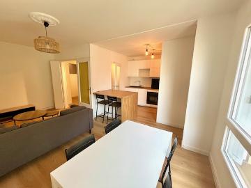 Louer appartement 4 pièces de 66 m² à Rennes 35700