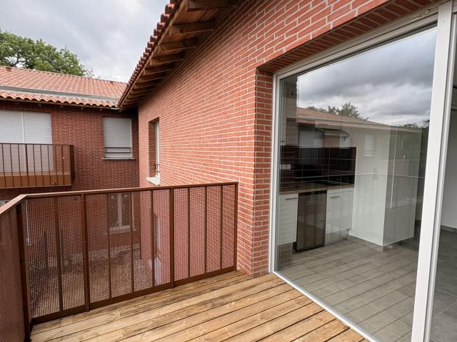 LOUER APPARTEMENT T2 NEUF EN COPROPRIÉTÉ AVEC BALCON ET PARKING LABARTHE SUR LÈZE 31860