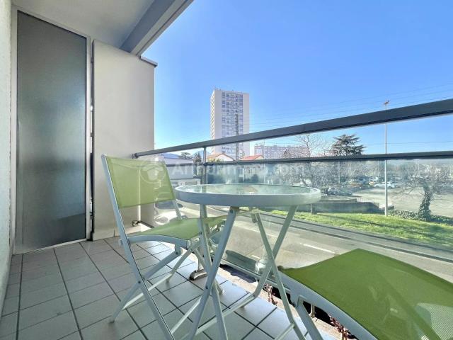 Louer appartement de 1 pièce 17 m² 540 € à Clermont Ferrand 63000: une annonce Arthurimmo.com