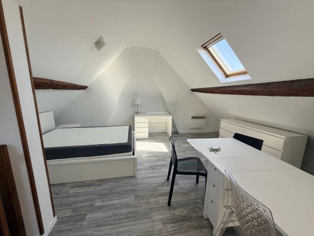 Location Appartement 1 pièces 25 m2 à Saint Quentin