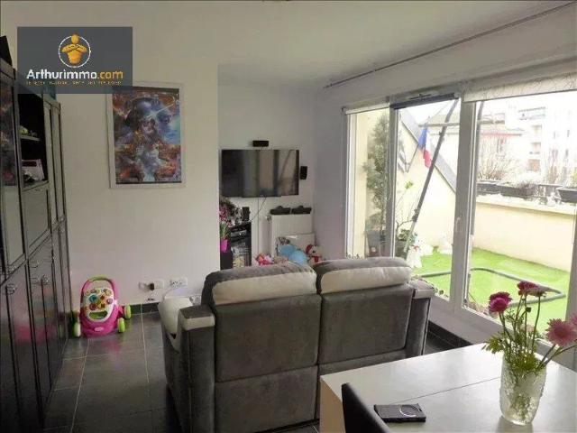 Louer appartement de 2 pièces 41 m² 931 € à Eaubonne 95600: une annonce Arthurimmo.com