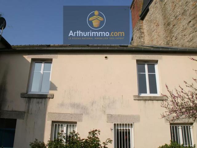 Louer appartement de 2 pièces 27 m² 480 € à Josselin 56120: une annonce Arthurimmo.com