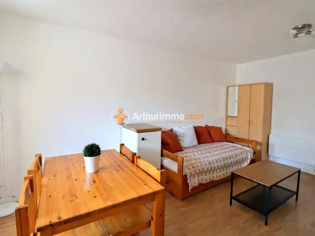 Louer appartement de 2 pièces 28 m² 585 € à Le Grau du Roi 30240: une annonce Arthurimmo.com