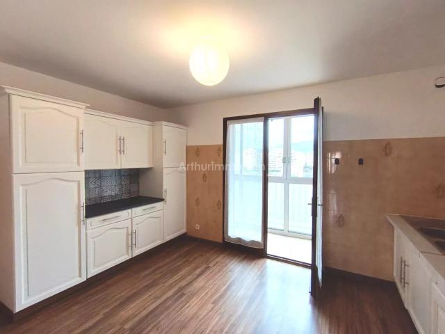 Louer appartement de 3 pièces 77 m² 1 050 € à Ajaccio 20000: une annonce Arthurimmo.com