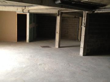 Louer garage de 110 m² à Rennes 35200