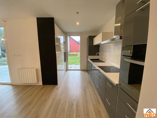 Louer maison 4 pièces 89 m²