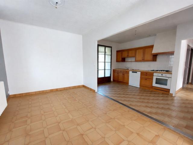 Louer maison 5 pièces 111 m²
