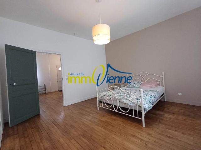 Louer maison de 3 pièces 68 m² 590 € à Lhommaizé 86410: une annonce Arthurimmo.com