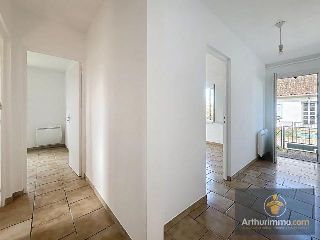 Location Maison de village 3 pièces 71 m2 à Le Buisson de Cadouin