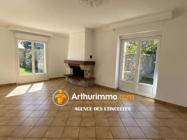 Louer maison de 4 pièces 117 m² 825 € à Martigné Ferchaud 35640: une annonce Arthurimmo.com
