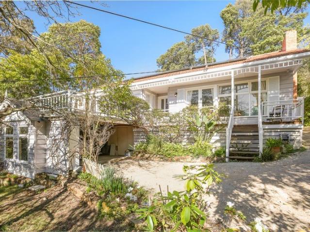 Loughnan Hill hideaway