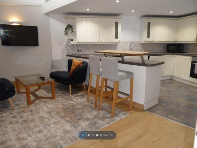 Loughborough, Loughborough LE11, 3 bed flat to rent, £1,000 pcm | PrimeLocation