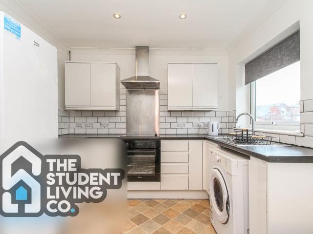 Loughborough Road, West Bridgford NG2, 3 bed shared accommodation to rent, £1,170 pcm | PrimeLocation