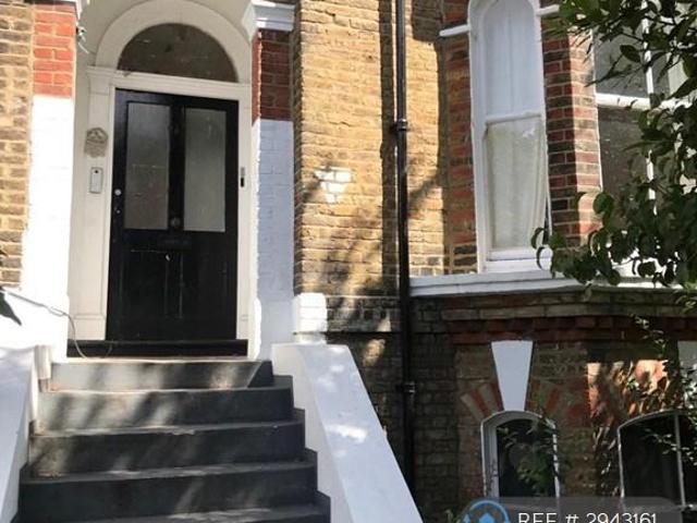 Loughborough Road, London, SW9 4 bed maisonette to rent £3,600 pcm £831 pw