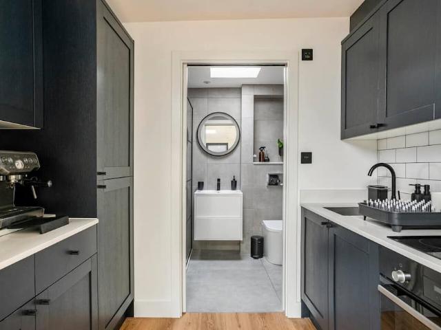 Loughton, IG10 2QX, United Kingdom | 1 bed apartment for rent #96164145 | Rentberry