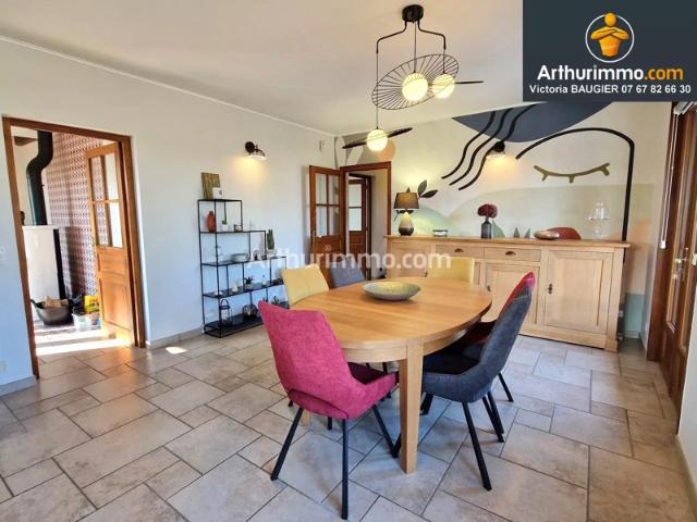 LOUHANS 71 SAONE ET LOIRE, à vendre maison individuelle de 140 m², piscine, 3 chambres, dépendances, parc arboré de 2 672 m²