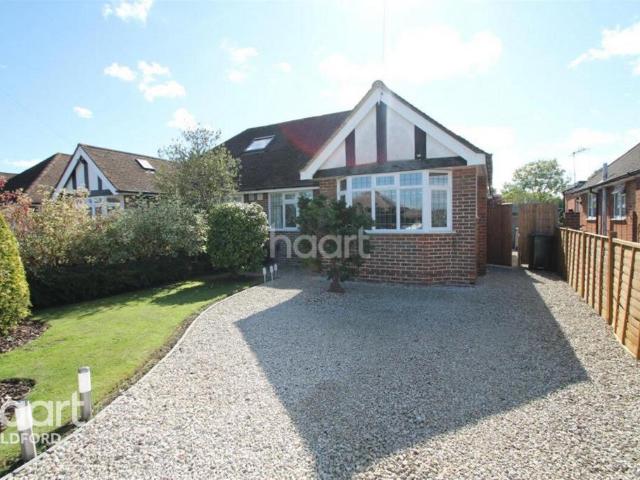 Louis Fields, GUILDFORD 2 bed bungalow to rent £1,995 pcm £460 pw