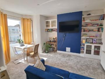 Louis Has an Apartment