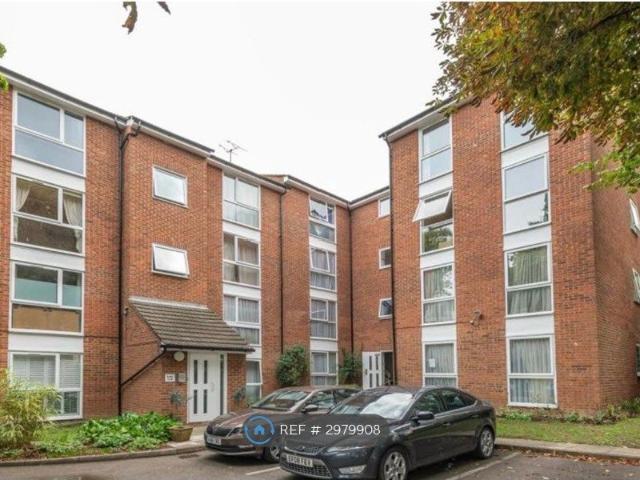Louise Court, London E11, 2 bed flat to rent, £1,850 pcm | PrimeLocation