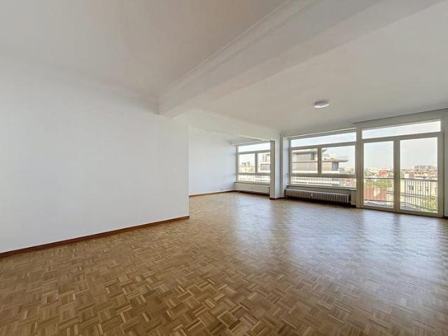 Louise / Jardin du Roi: Beautiful renovated apartment + view