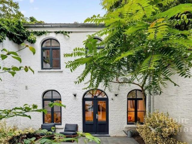 Louise Sablon: renovated and charming house